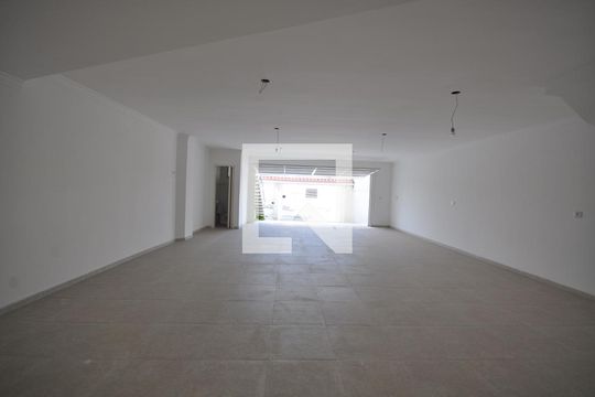 Garagem de casa à venda com 3 quartos, 352m² em Vila Maria Alta, São Paulo