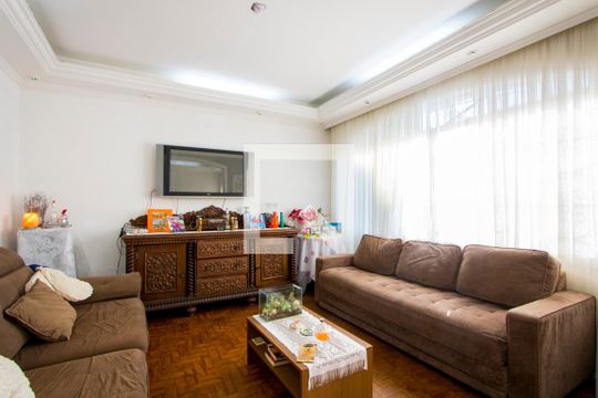 Casa para alugar com 3 quartos, 256m² em Vila Humaitá, Santo André