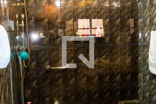 Banheiro do Quarto 1 de casa à venda com 4 quartos, 610m² em Vila Maria Baixa, São Paulo