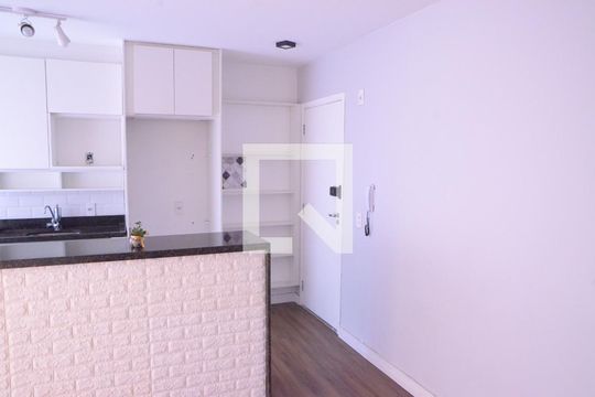 Sala de apartamento para alugar com 2 quartos, 48m² em Santa Maria, Osasco