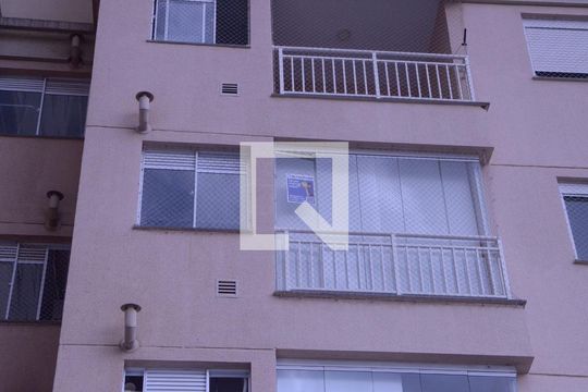 Placa QuintoAndar de apartamento para alugar com 2 quartos, 48m² em Santa Maria, Osasco