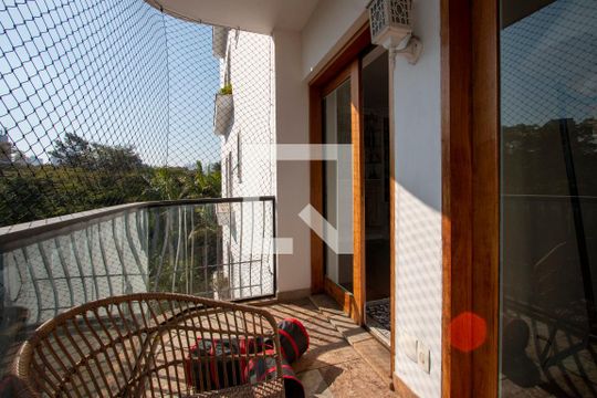 Varanda da Sala de apartamento à venda com 4 quartos, 210m² em Vila Madalena, São Paulo