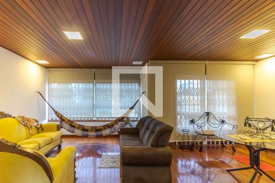 Sala de apartamento à venda com 4 quartos, 156m² em Vila Ipiranga, Porto Alegre