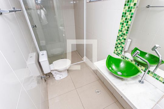 Banheiro Suite de casa à venda com 2 quartos, 110m² em Cambuci, São Paulo