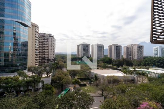 Vista da Suíte  de apartamento para alugar com 3 quartos, 117m² em Barra da Tijuca, Rio de Janeiro