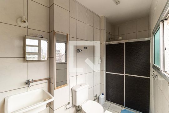 Banheiro de apartamento à venda com 1 quarto, 42m² em Sé, São Paulo