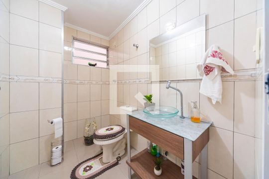 Banheiro de casa à venda com 4 quartos, 202m² em Jardim Santo Alberto, Santo André