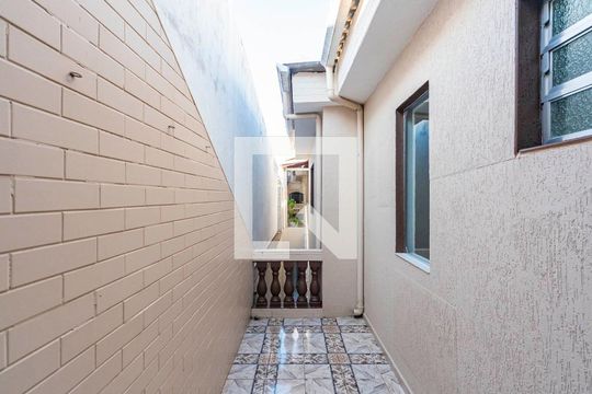 Corredor de casa à venda com 4 quartos, 202m² em Jardim Santo Alberto, Santo André