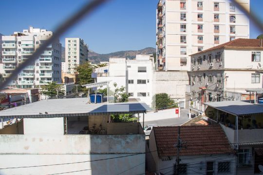 Quarto 01 - Janela de apartamento à venda com 3 quartos, 84m² em Engenho de Dentro, Rio de Janeiro