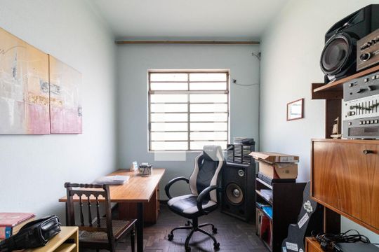 Quarto 1 de casa à venda com 5 quartos, 300m² em Pompeia, São Paulo