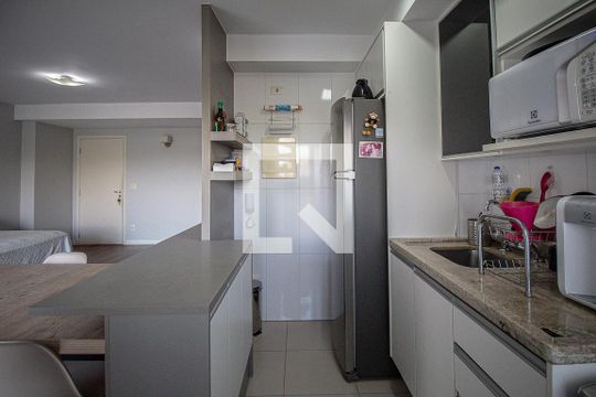 Cozinha de apartamento à venda com 2 quartos, 84m² em Vila Mariana, São Paulo