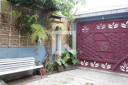 Garagem de casa à venda com 3 quartos, 200m² em Vila Maria Tereza, Guarulhos