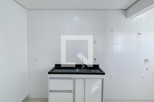 Cozinha de apartamento para alugar com 1 quarto, 28m² em Mooca, São Paulo