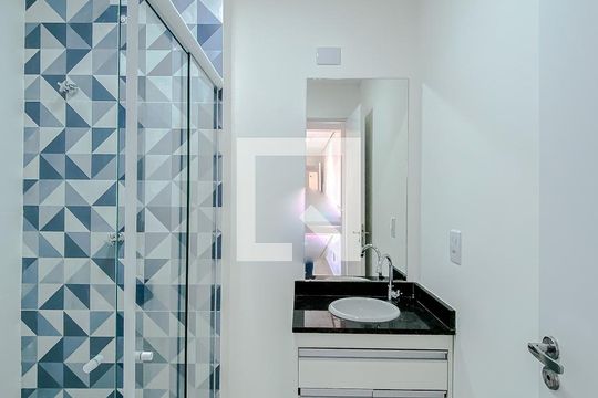 Banheiro de apartamento para alugar com 1 quarto, 34m² em Mooca, São Paulo