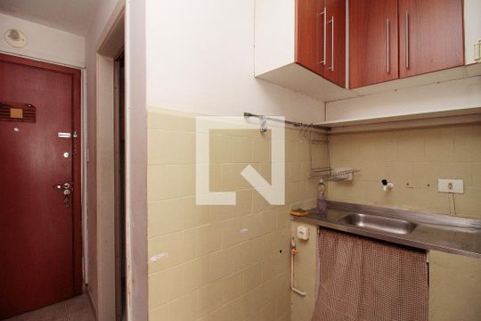 Cozinha de kitnet/studio à venda com 0 quarto, 32m² em República, São Paulo
