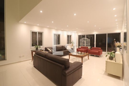 Casa à venda com 4 quartos, 540m² em Jardim do Colegio (zona Norte), São Paulo