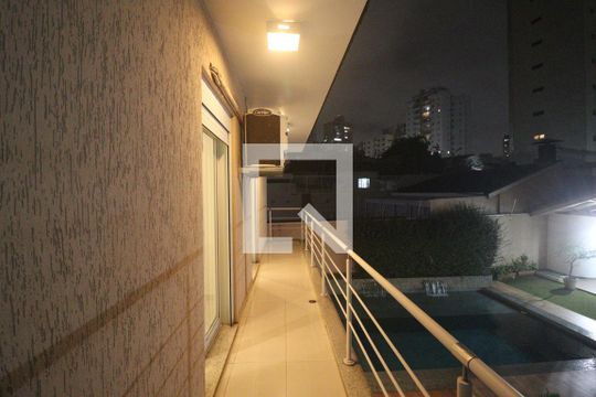 Varanda do Quarto 3 de casa à venda com 4 quartos, 540m² em Jardim do Colegio (zona Norte), São Paulo