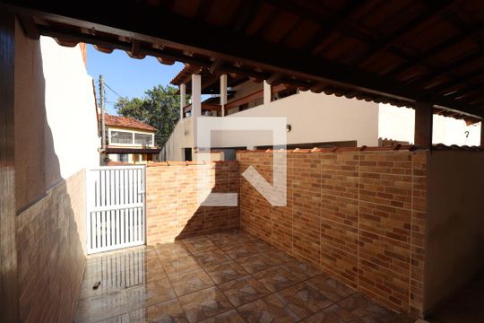 Quintal de casa para alugar com 2 quartos, 150m² em Trindade, São Gonçalo