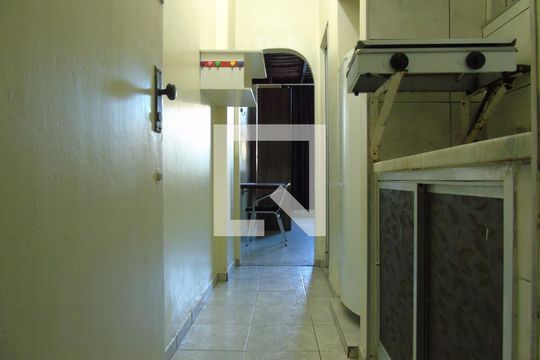 Quarto de kitnet/studio à venda com 1 quarto, 28m² em Centro, Rio de Janeiro