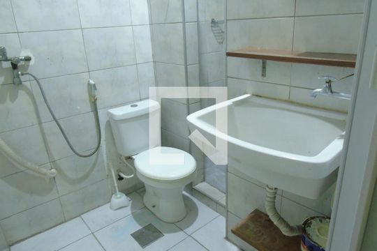 Banheiro de kitnet/studio à venda com 1 quarto, 28m² em Centro, Rio de Janeiro
