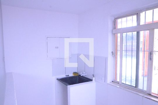 Área de Serviço de casa para alugar com 1 quarto, 35m² em Quitaúna, Osasco