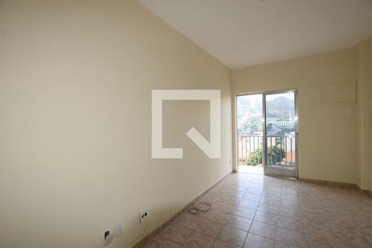 Sala de apartamento para alugar com 2 quartos, 55m² em Praça Seca, Rio de Janeiro