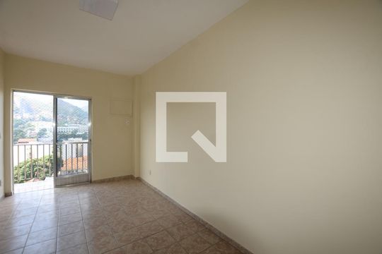 Sala de apartamento para alugar com 2 quartos, 55m² em Praça Seca, Rio de Janeiro