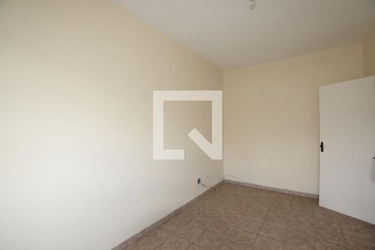 Quarto 1 de apartamento para alugar com 2 quartos, 55m² em Praça Seca, Rio de Janeiro