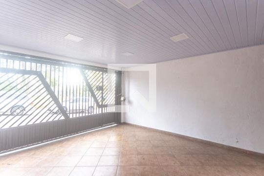 Garagem de casa à venda com 3 quartos, 188m² em Alves Dias, São Bernardo do Campo