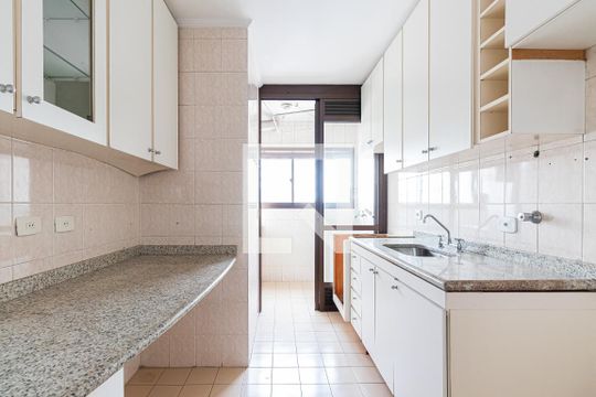 Cozinha de apartamento para alugar com 3 quartos, 80m² em Tatuapé, São Paulo