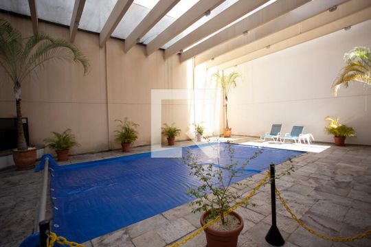Área comum - Piscina de apartamento à venda com 3 quartos, 74m² em Liberdade, São Paulo