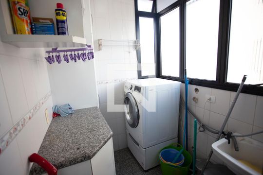Área de Serviço de apartamento à venda com 3 quartos, 74m² em Liberdade, São Paulo