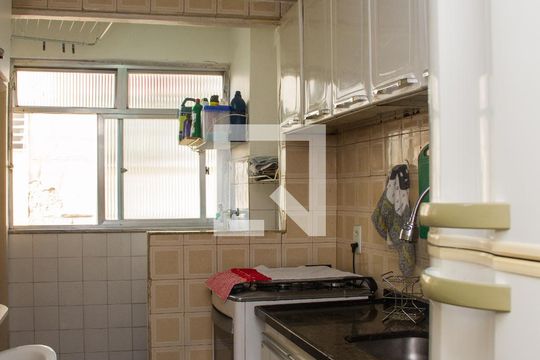 Cozinha de apartamento à venda com 3 quartos, 62m² em Lins de Vasconcelos, Rio de Janeiro