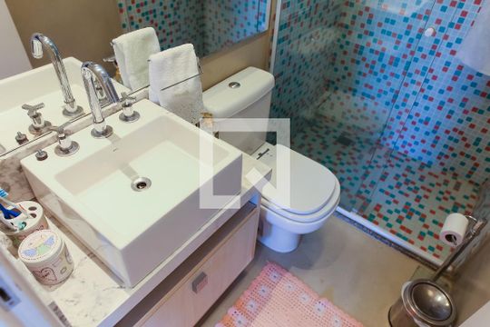 Lavabo de apartamento à venda com 2 quartos, 67m² em Vila Curuca, Santo André