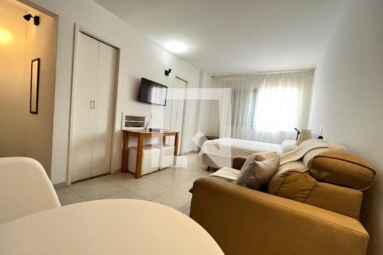 Sala/quarto/Cozinha  de kitnet/studio para alugar com 1 quarto, 24m² em Vila Clementino, São Paulo