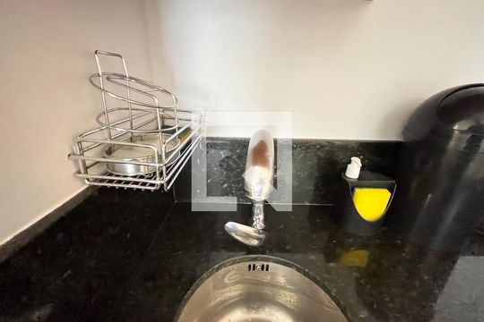 Cozinha  de kitnet/studio para alugar com 1 quarto, 24m² em Vila Clementino, São Paulo