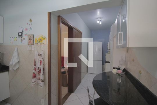 Cozinha de casa à venda com 3 quartos, 190m² em Fátima, Canoas