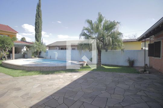 Área comum de casa à venda com 3 quartos, 190m² em Fátima, Canoas