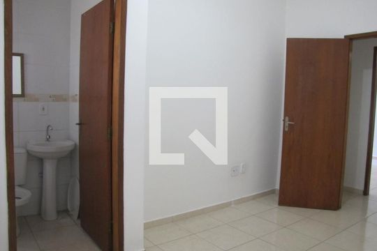 Suíte 1 de casa de condomínio à venda com 2 quartos, 69m² em Burgo Paulista, São Paulo