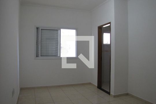 Suíte 1 de casa de condomínio à venda com 2 quartos, 69m² em Burgo Paulista, São Paulo