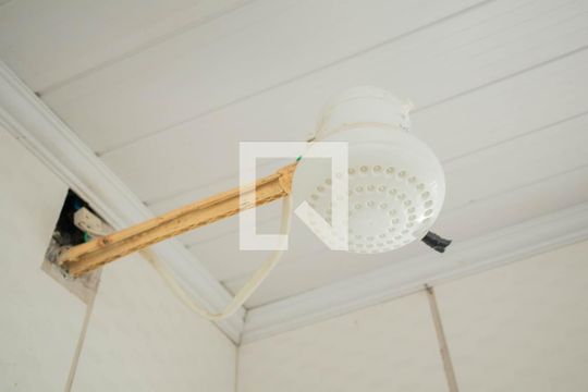 Banheiro 2 de casa à venda com 3 quartos, 180m² em Jardim Amanda I, Hortolândia