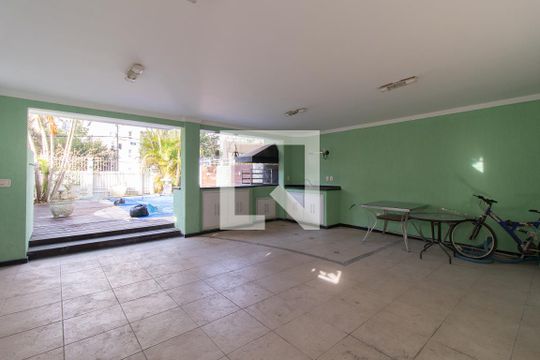 Garagem de casa de condomínio à venda com 3 quartos, 195m² em Tristeza, Porto Alegre