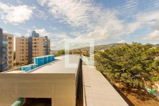 Vista do Quarto 2 de apartamento para alugar com 2 quartos, 54m² em Bom Jesus, Porto Alegre