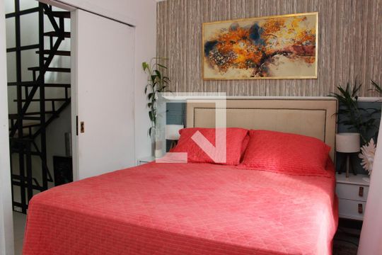Quarto 1 de casa para alugar com 2 quartos, 148m² em Vila Conceição, Porto Alegre