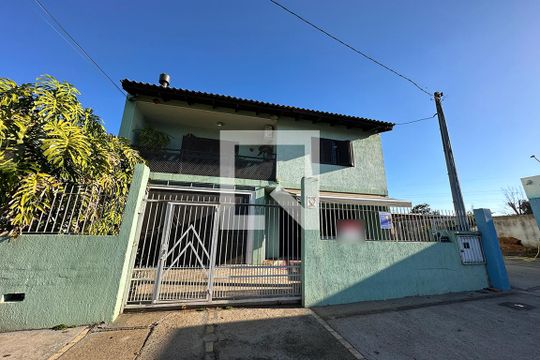 Fachada de casa à venda com 3 quartos, 267m² em São Miguel, São Leopoldo