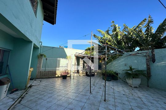 Área Externa de casa à venda com 3 quartos, 267m² em São Miguel, São Leopoldo