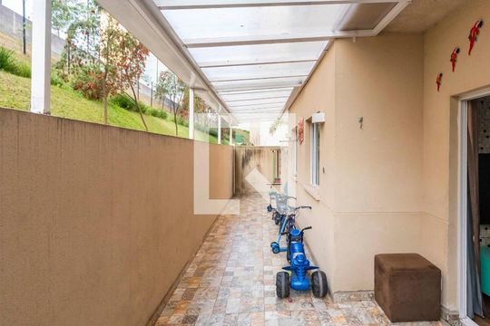 Varanda e Quintal de apartamento à venda com 3 quartos, 57m² em Parque Sao Vicente, Santo André