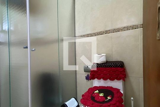 Banheiro 1 de casa para alugar com 3 quartos, 80m² em Campestre , São Leopoldo