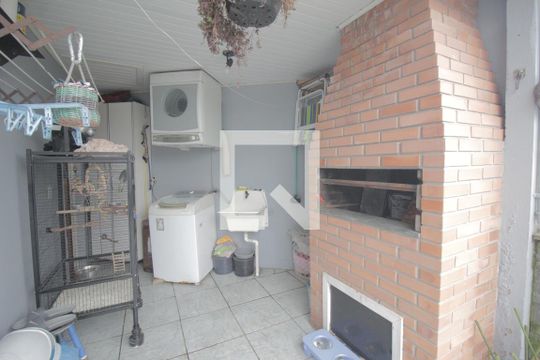 Área de Serviço de casa à venda com 2 quartos, 80m² em Sarandi, Porto Alegre