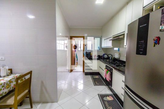 Cozinha de apartamento para alugar com 3 quartos, 130m² em Cidade Ocian, Praia Grande